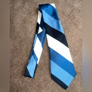 Bergere Blue and White Striped Tie with Silky Finish